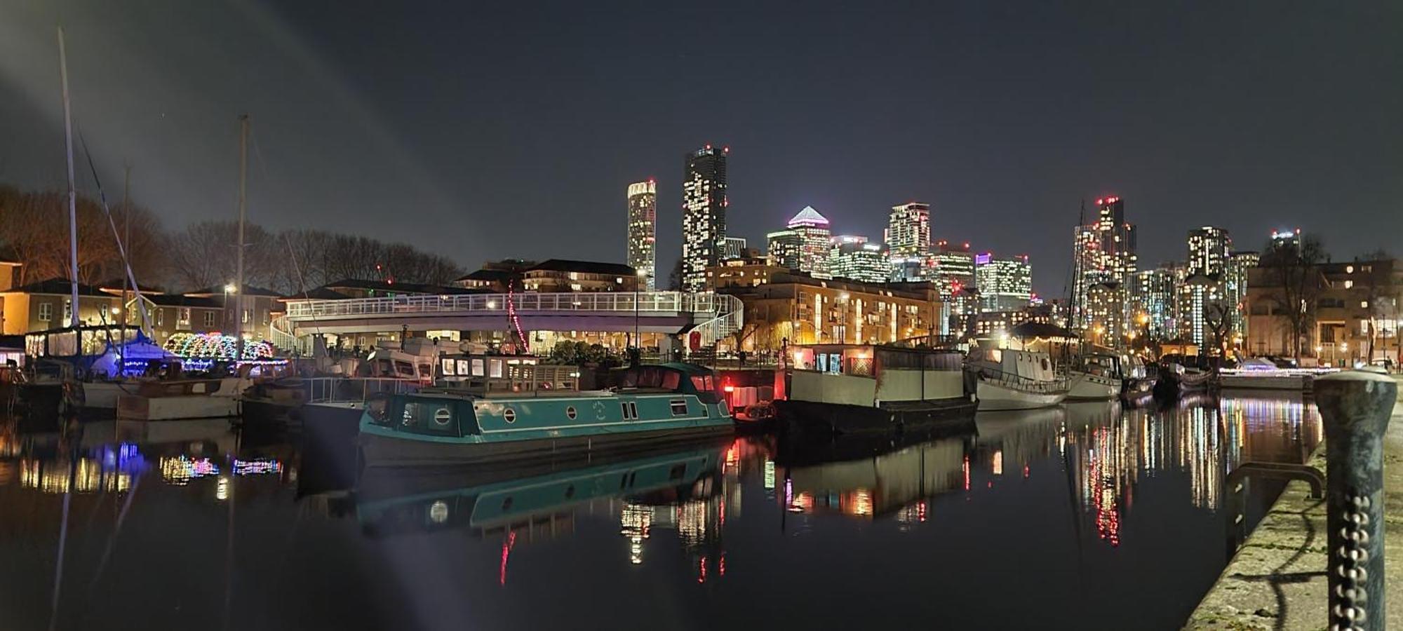 Riverside 1Br With Easy Transport 20Min To City Centre Лондон Екстер'єр фото